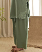 AIRA  3PC ( FARSHI SHALWAR )