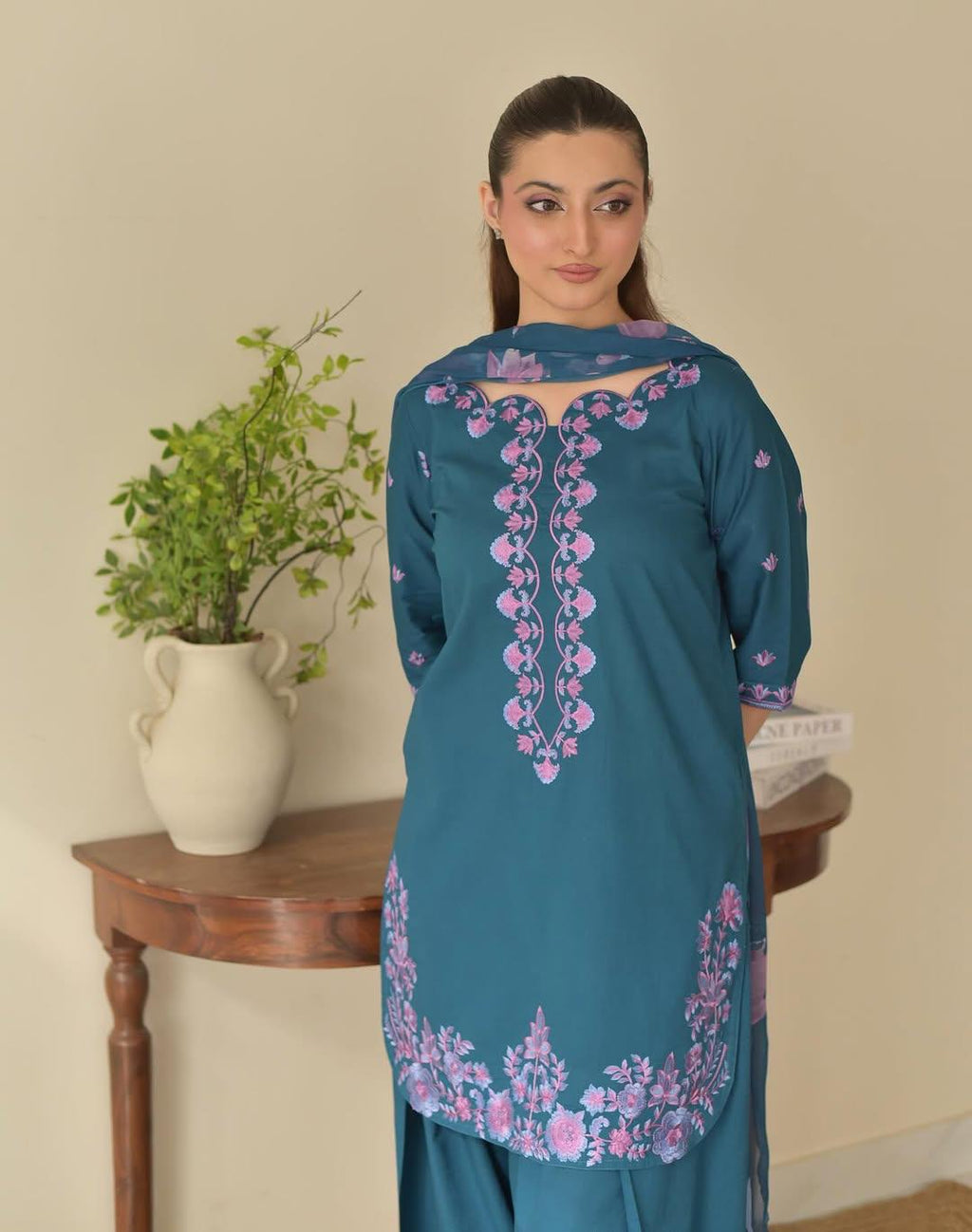 EZMA 3PC ( FARSHI SHALWAR )